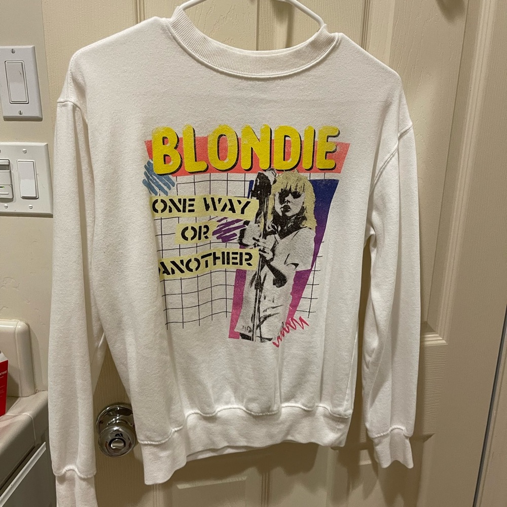 XS Blondie Crew Neck